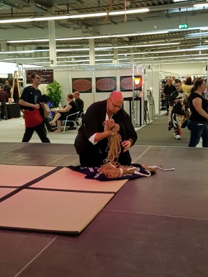 bondage-koikunawa-bofewo-sa-2016-002