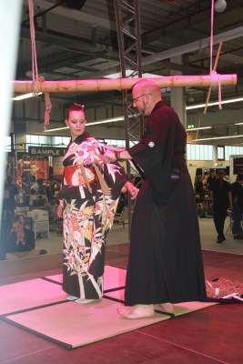 bondage-koikunawa-bofewo-sa-2016-033